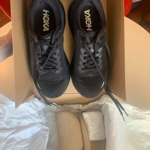 Hoka Women’s Bondi 9 - Like New In Box 8.5